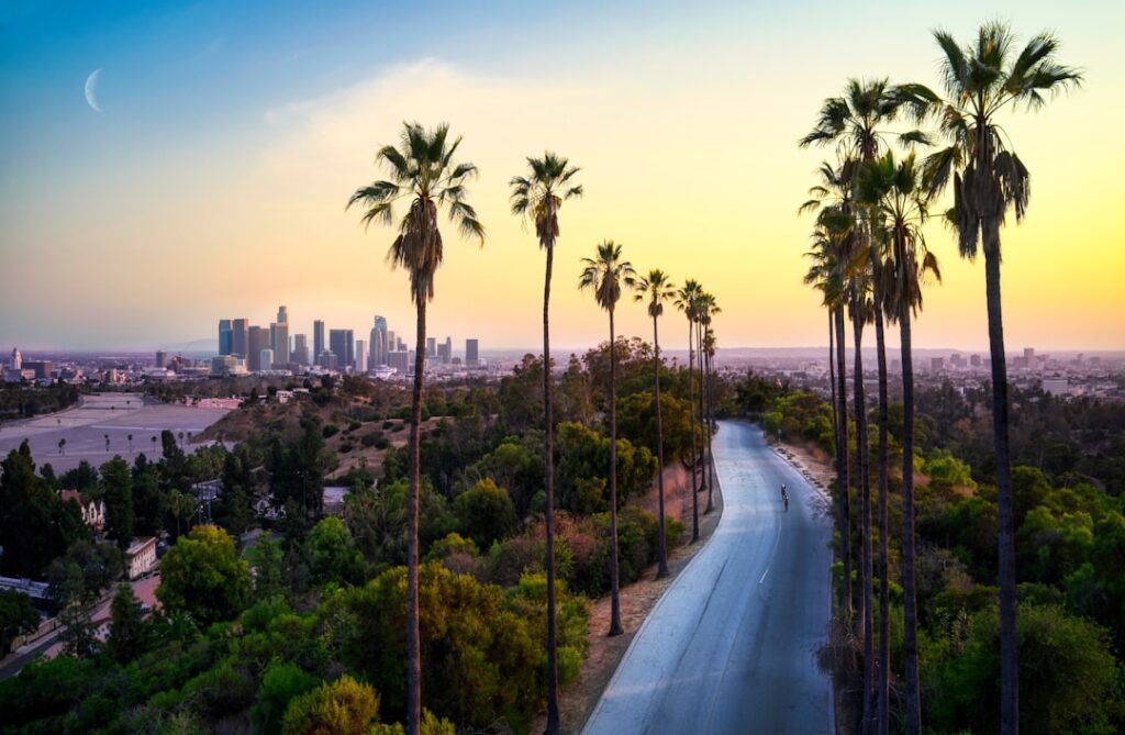 Studio City Los Angeles neighborhood and luxury real estate